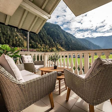 Gaestehaus Wiesengrund & Apart Sporer Майрхофен Экстерьер фото